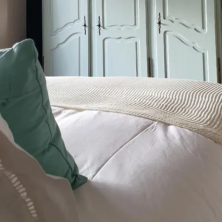 Nocleg ze śniadaniem Le Grand Jardin Port-Saint-Père